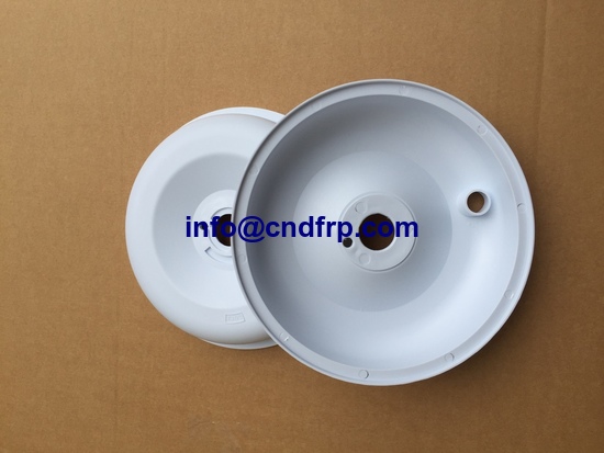 Injection molding plastic parts