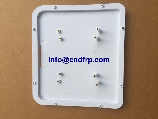 Injection molding plastic parts